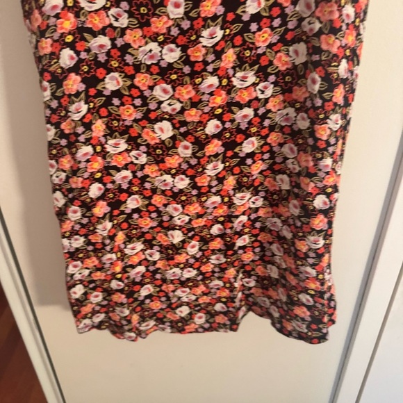 REFORMATION floral ditsy tea dress - Picture 4 of 6